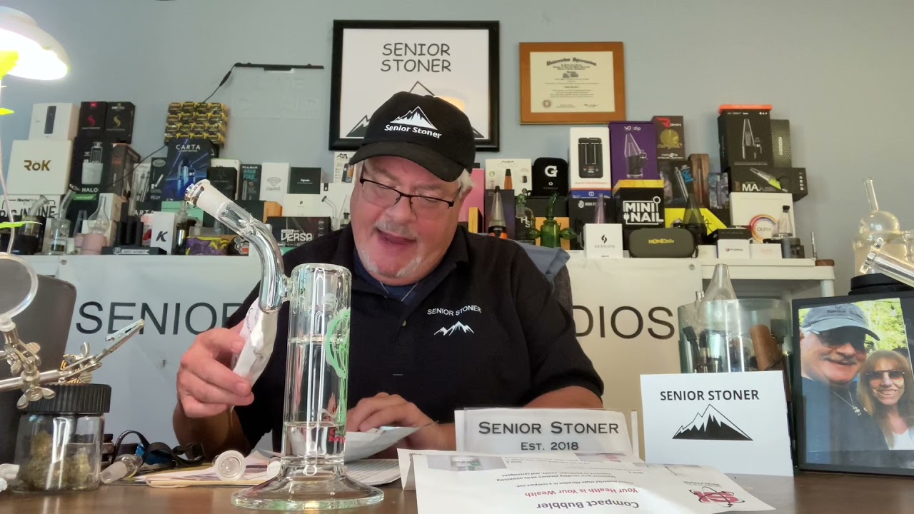 SCIENTIFIC INHALATIONS TRIPLE FILTERED BUBBLER UNBOXING AND FIRST IMPRESSIONS - HEALTHY SMOKE N DAB!