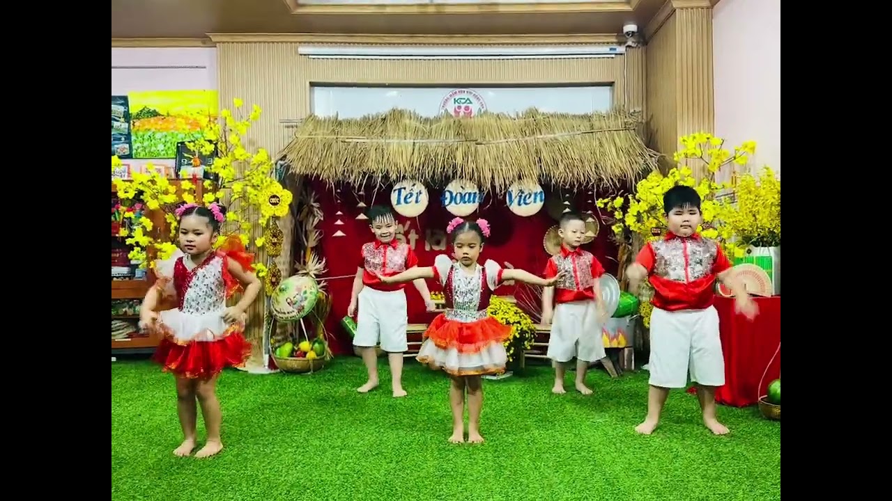 Nhảy Aerobic Xuân ơi ở lại chơi 