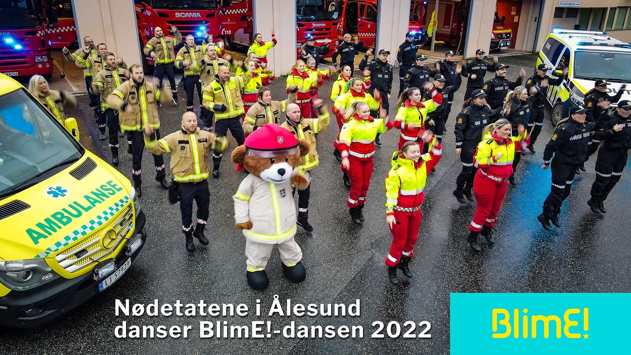 Nødetatene i Ålesund danser BlimE-dansen 2022 - 
