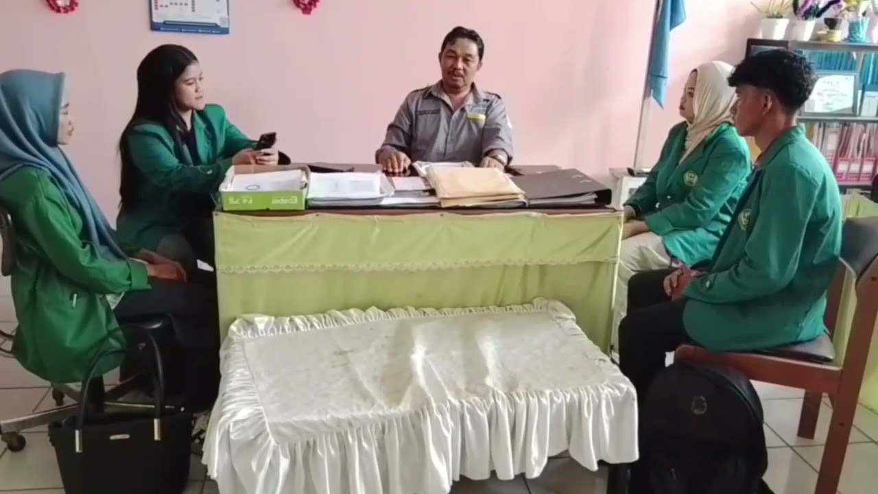TUGAS KELOMPOK MATA KULIAH PENDIDIKAN KARAKTER.