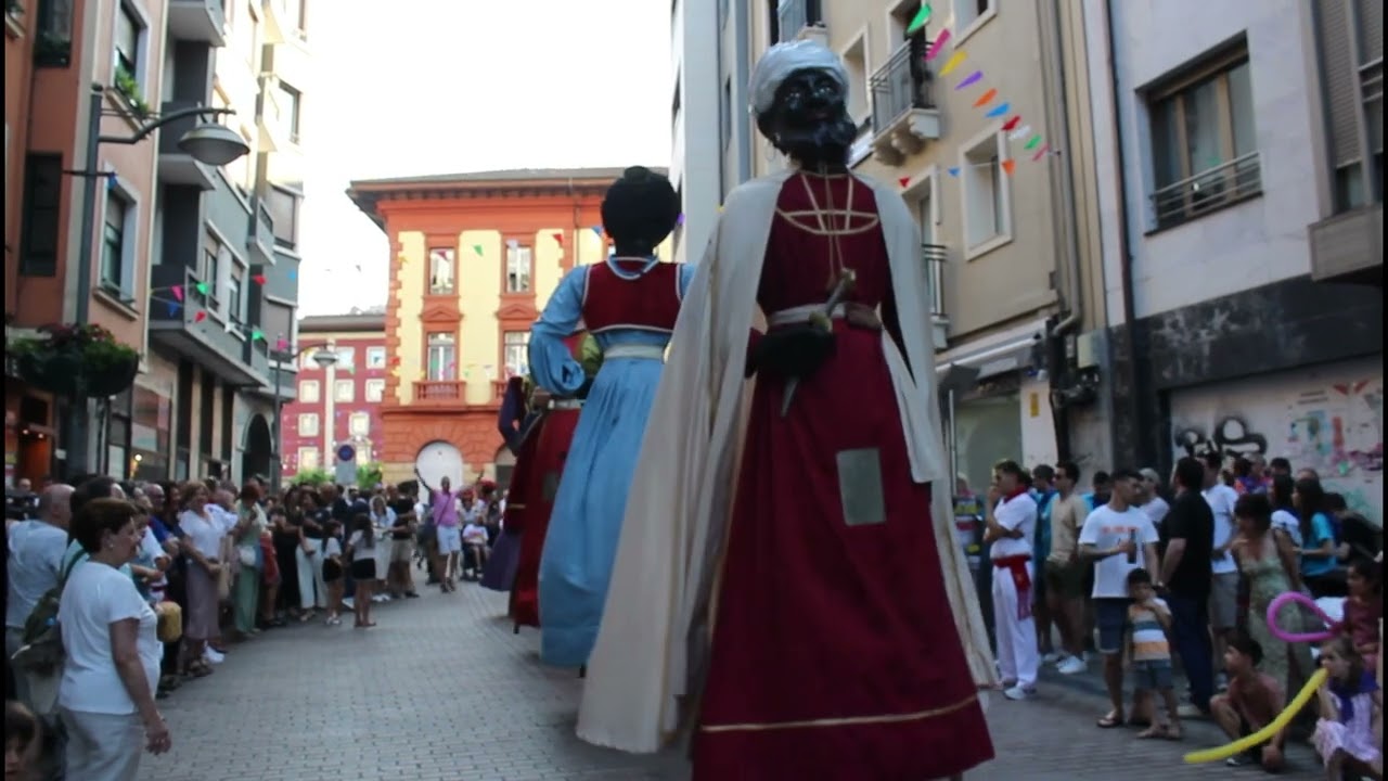 Gaiteros de Estella.Eibar. Gigantes de Estella, 2023