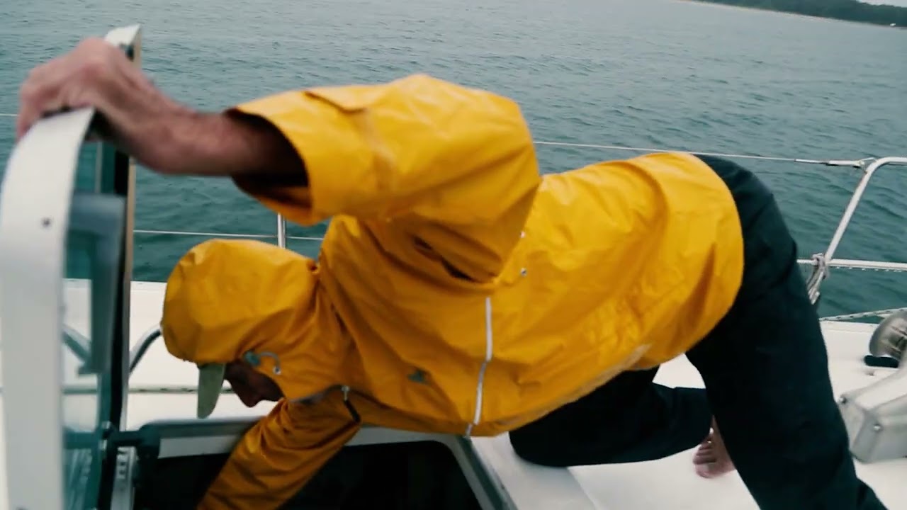Sailing from Nantucket to Newport