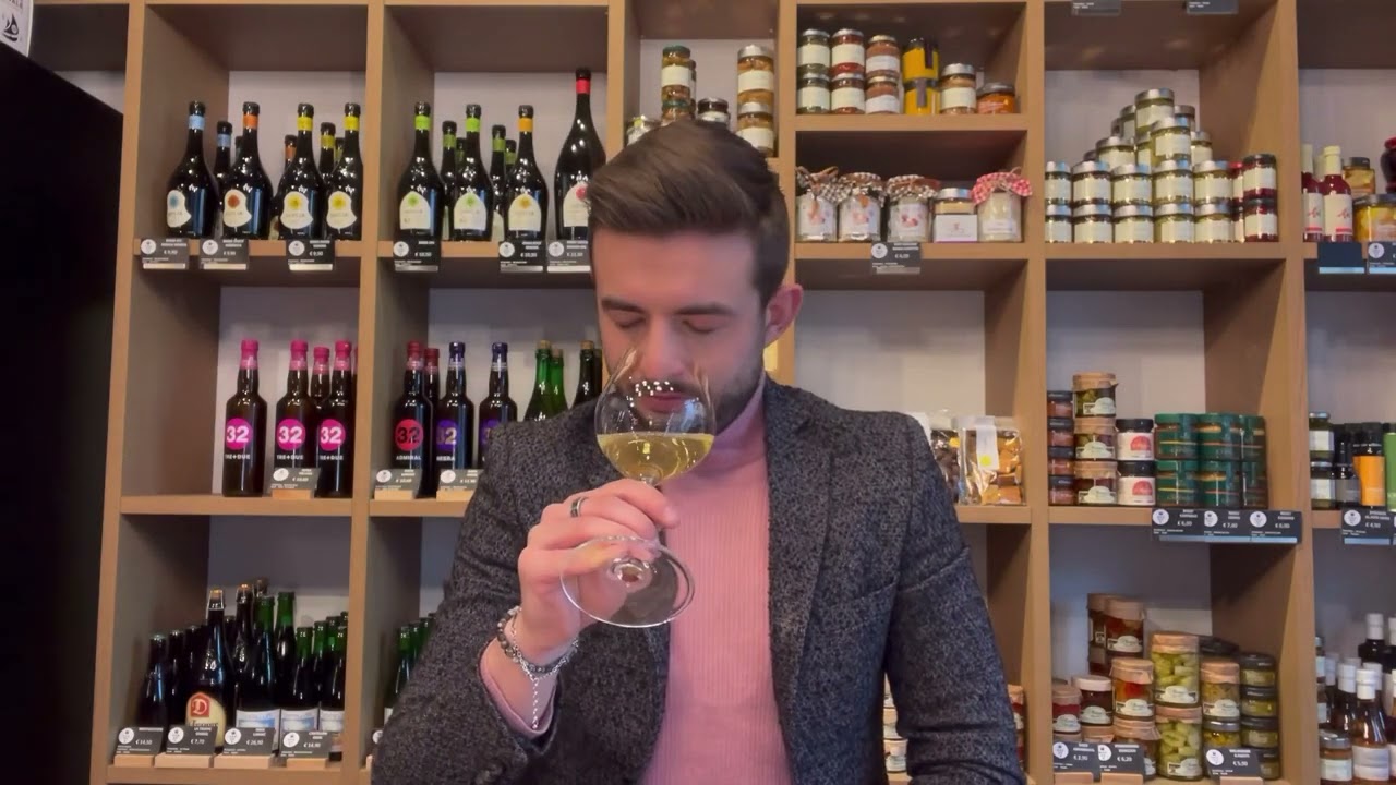 🍇 Vietti Roero Arneis | Wine Tasting I WINEEPIC