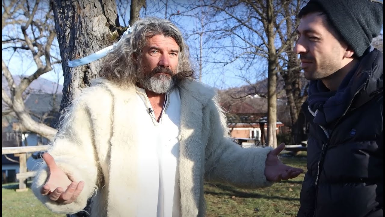Daniel Leș: 