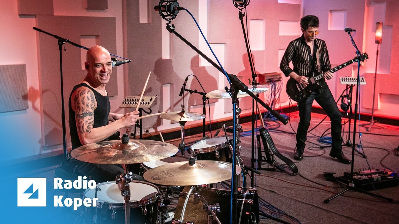 Romachild - Vzem si ga (Live Studio Hendrix)