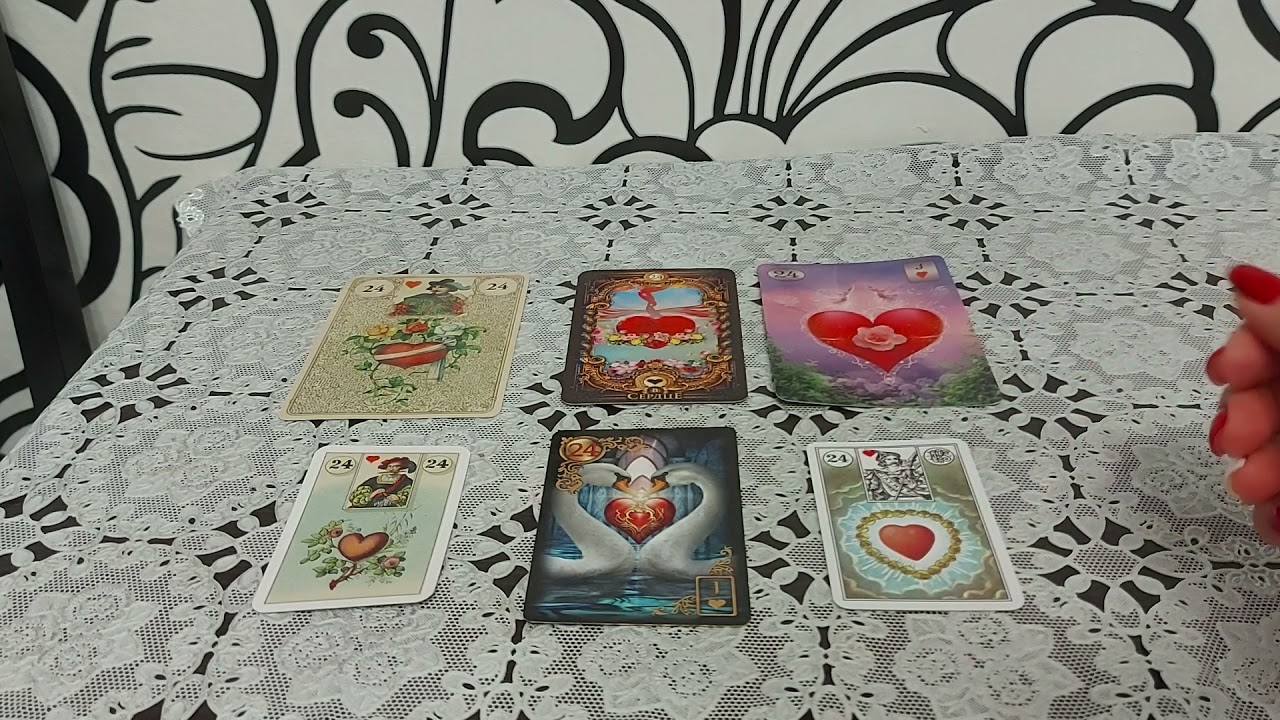 24-СЕРДЦЕ ❤, значения карты на финансы, работу и отношения 🌏