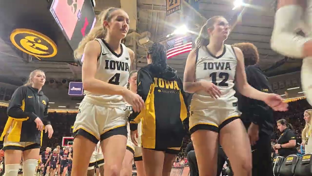 Iowa And Illinois At The Half
