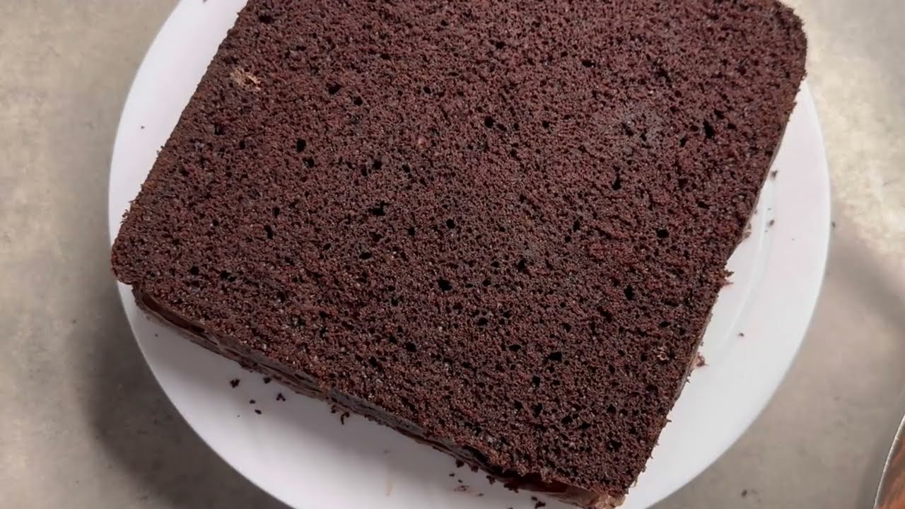 Sourdough discard chocolate cake