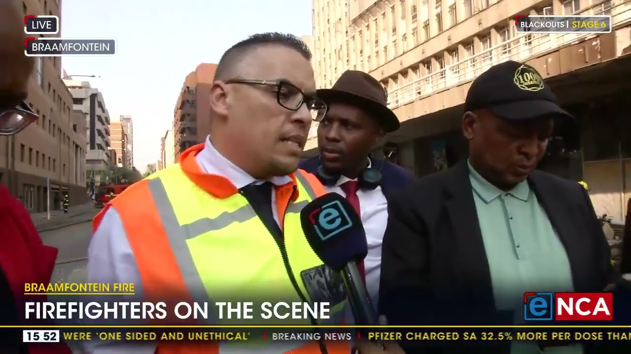 Braamfontein fire | Firefighters on the scene