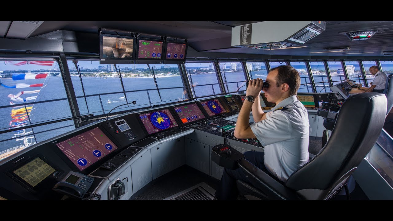 THE COMMAND CENTRE,WELCOME ABOARD | SHIP NAVIGATION BRIDGE TOUR