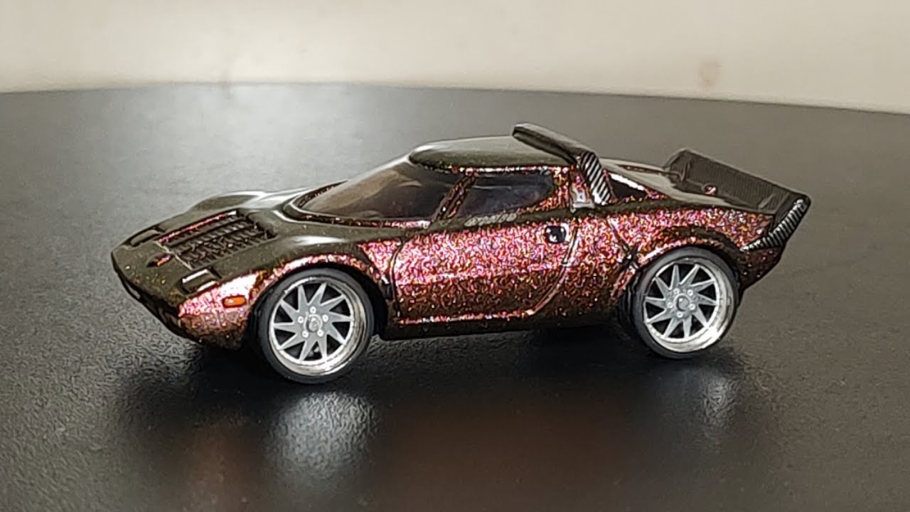 Модель Hot Wheels Lancia Stratos Custom - красно-золото-зеленый хамелеон