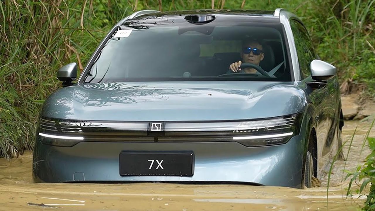 NEW 2025 Zeekr 7X SUV – Sleek Design, Luxe Cabin & Off-Road Thrills