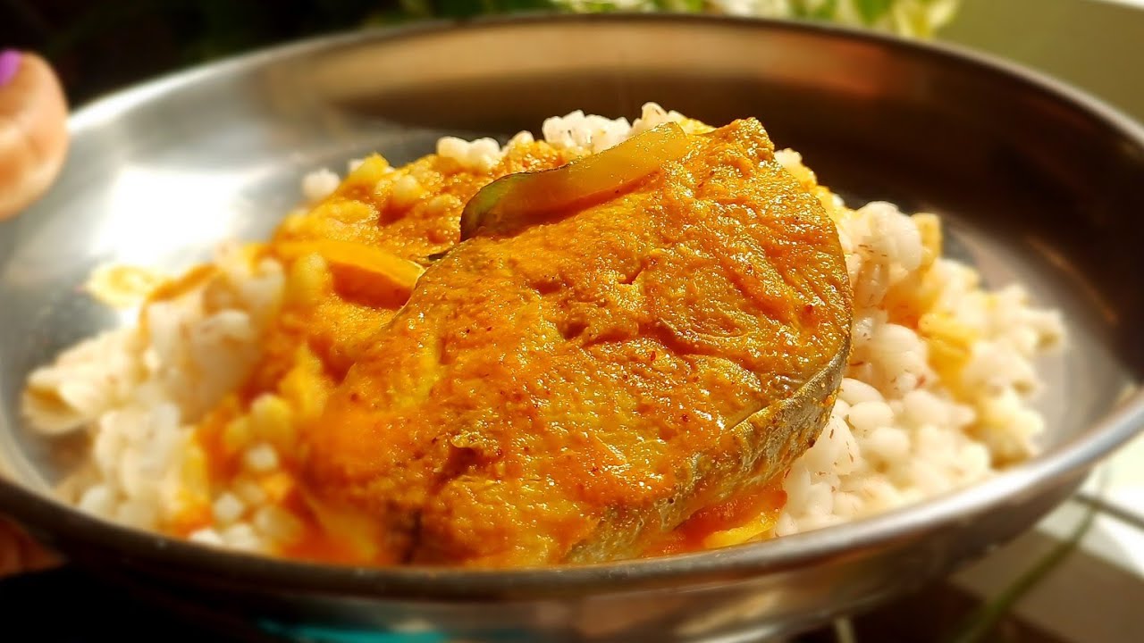 King Fish Curry, Mangalorean style fish curry recipe foelr beginners, Easy recipes,  Renita Pais