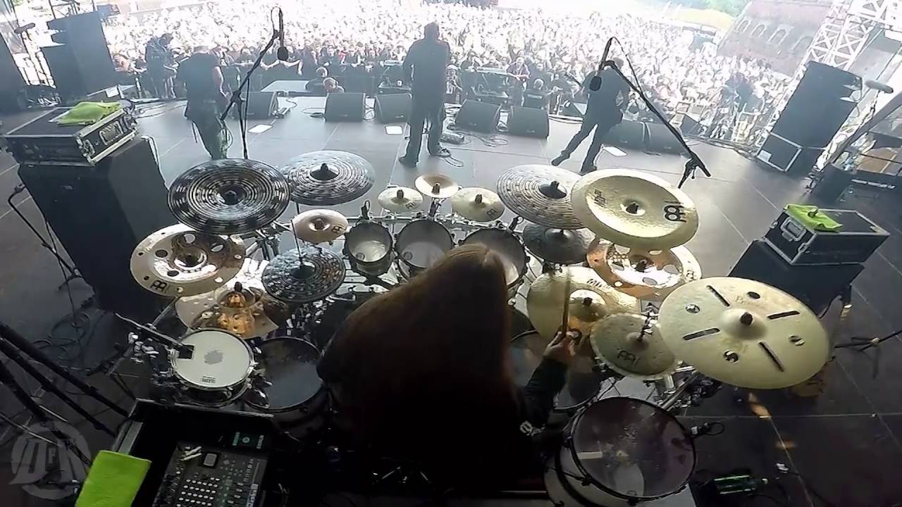 ANTIGAMA@Reward Or Punishment/Foul Play-Pavulon-Live at Brutal Assault 2016 (Drum Cam)