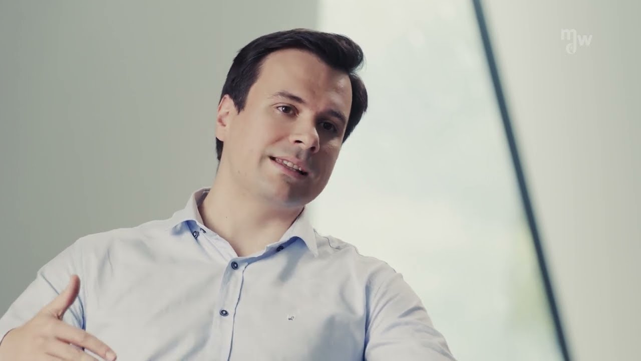 mdw Artist Portrait: Simeon Goshev, piano