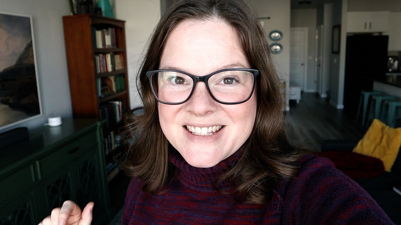 Winter Homemaking Day: Homemade Granola, Cleaning, and Books
