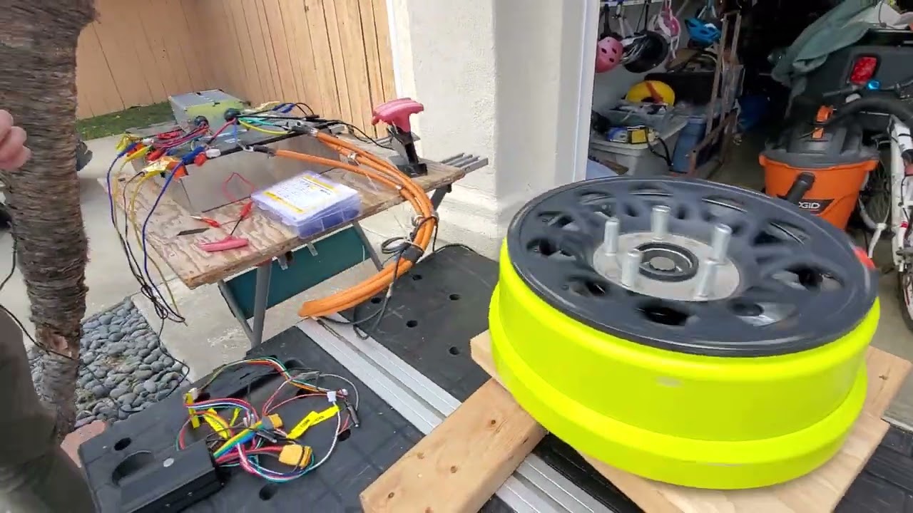 Elaphe M700 motor spinning, starting, running