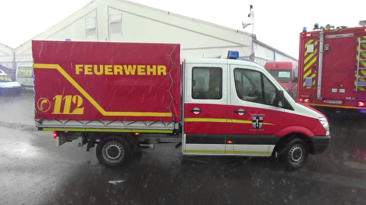 [XXXL Horneinsatz] RettMobil 2016 Fulda Abschlusskonvoi mit Feuerwehr- und Rettungsdienstfahrzeugen