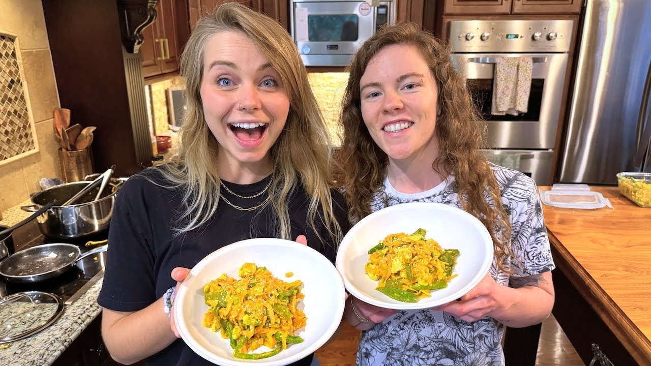 Cook With Us: Turmeric Chicken Stir Fry! - Hailee And Kendra