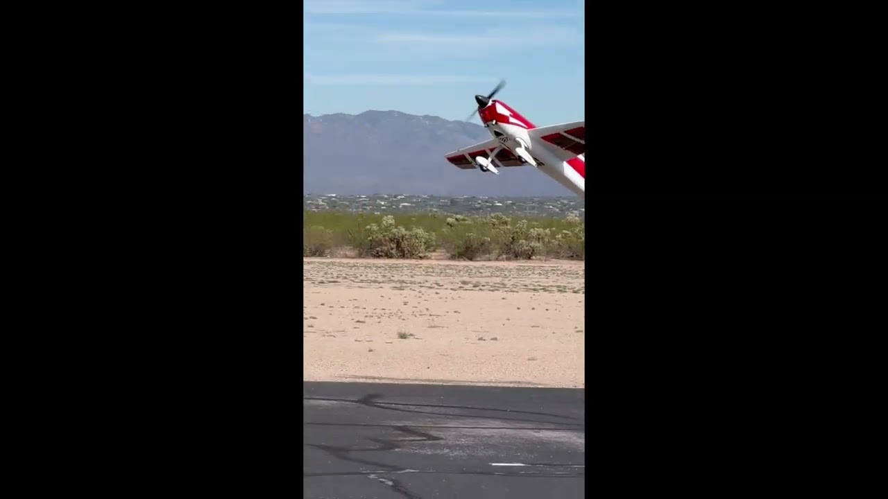 Extreme Flight RC 104" V3 Extra NG Flight