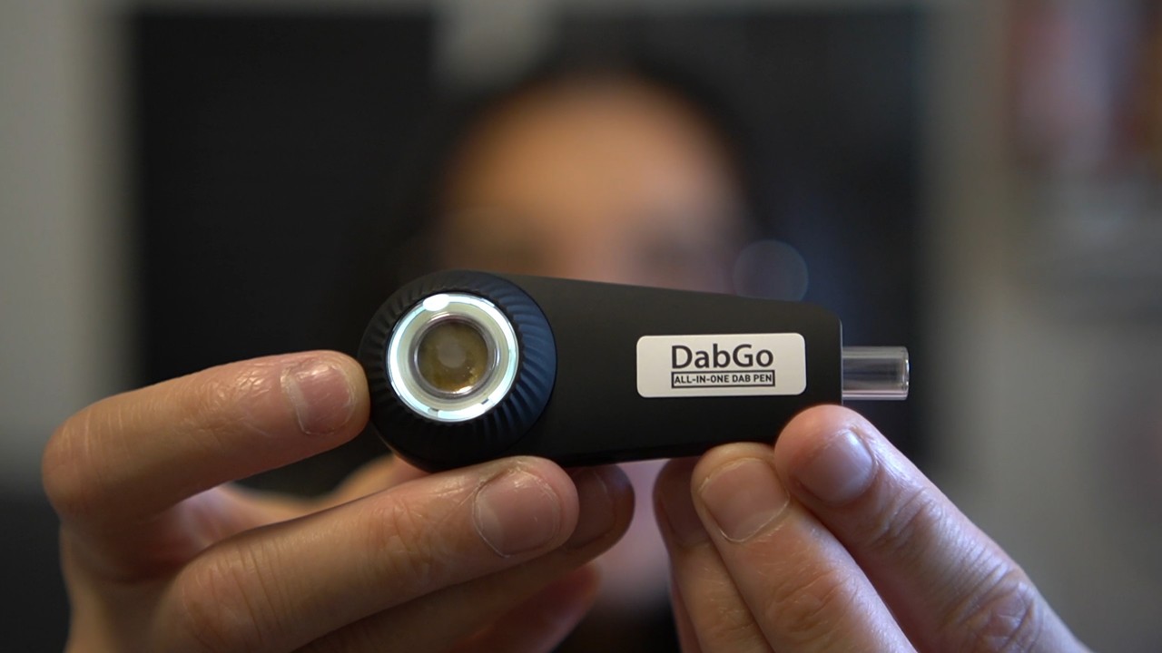 A VERY SMALL DISPOSABLE DAB PEN