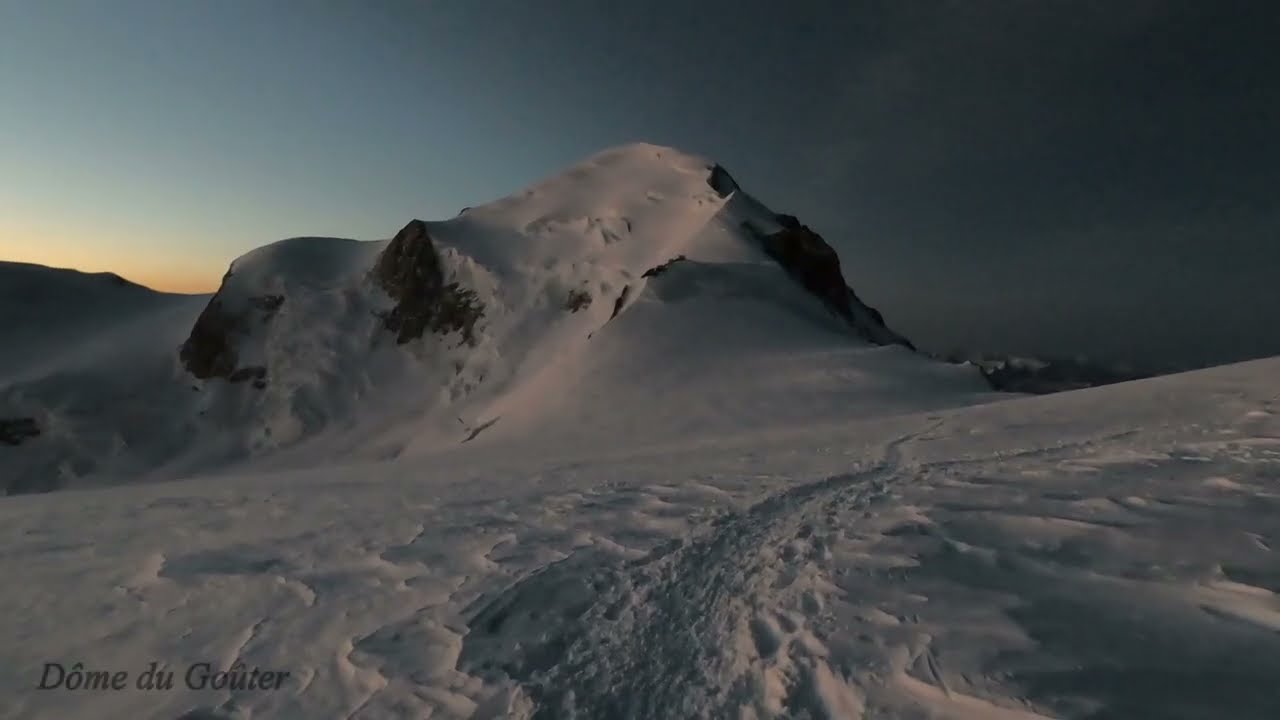 Ascension D&ocirc;me du Go&ucirc;ter par voie normale Mont-Blanc - Solo