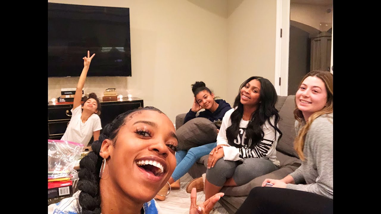 DINNER AT ZENDAYA'S | @DEJACARTER