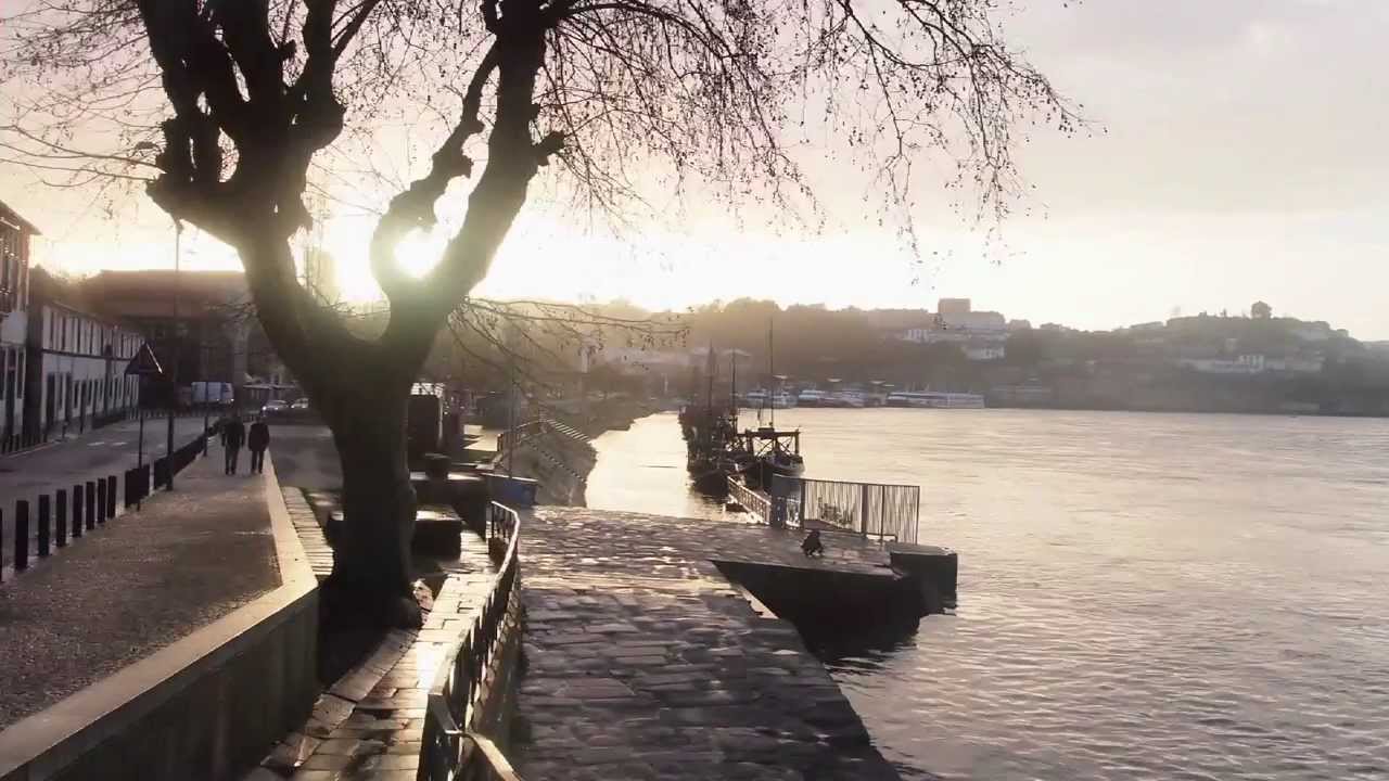 A stop-motion in PORTO / PORTO à pied.