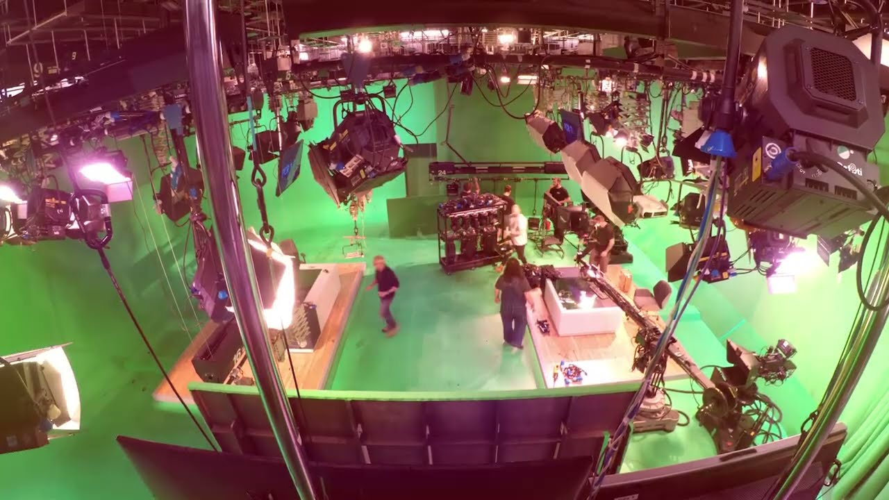 TV Studio Set and Lighting rig behind the scenes - ITV News - Green Screen VR Refresh Timelapse