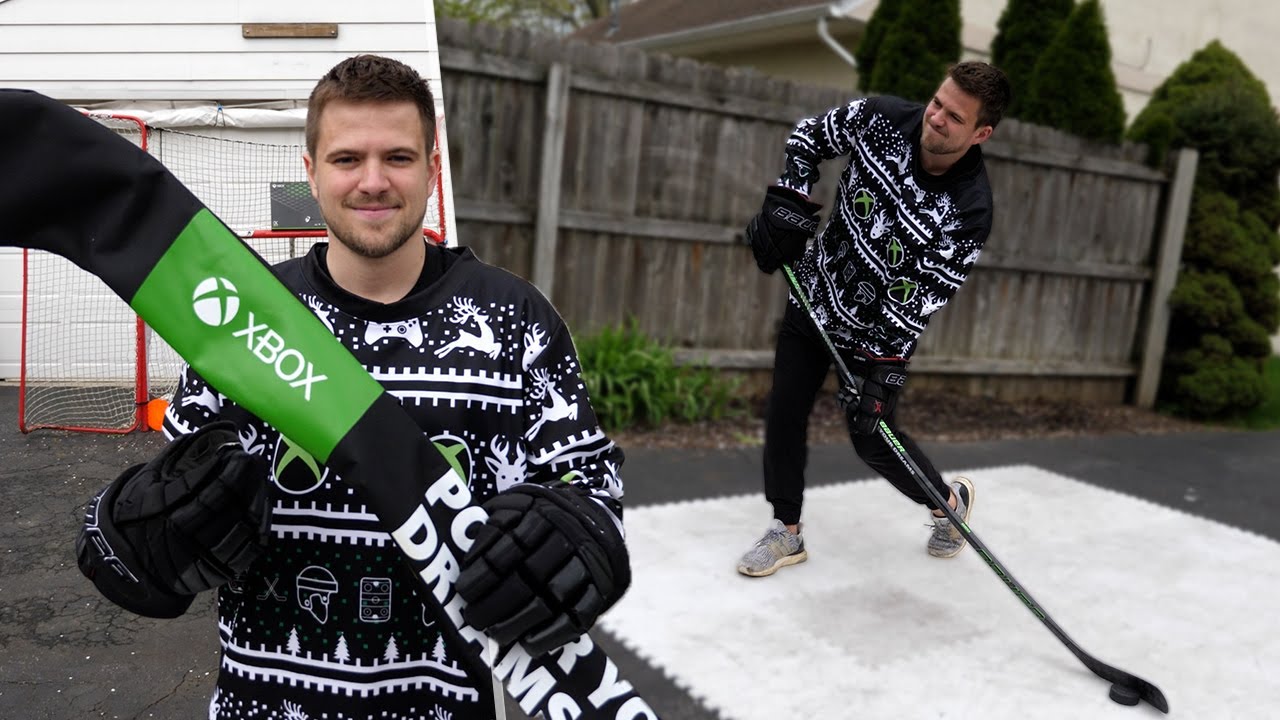 UNBOXING THE SECRET XBOX HOCKEY STICK?!