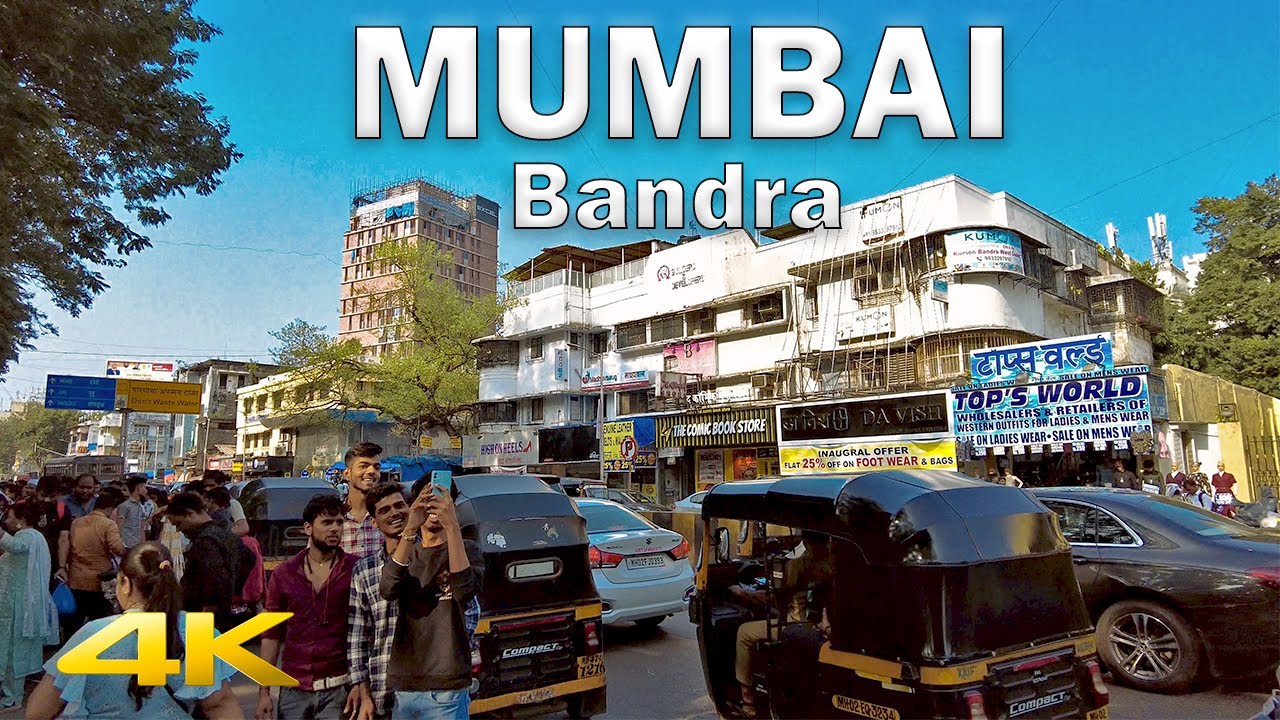 Bustling Linking Road Market to Khar West station - Mumbai【4K HD】🇮🇳