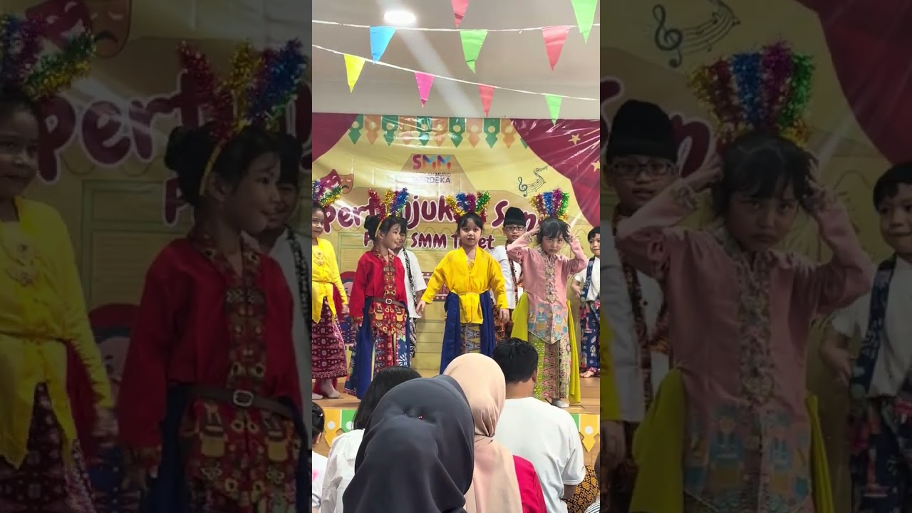 my little sister dancing with her friends 