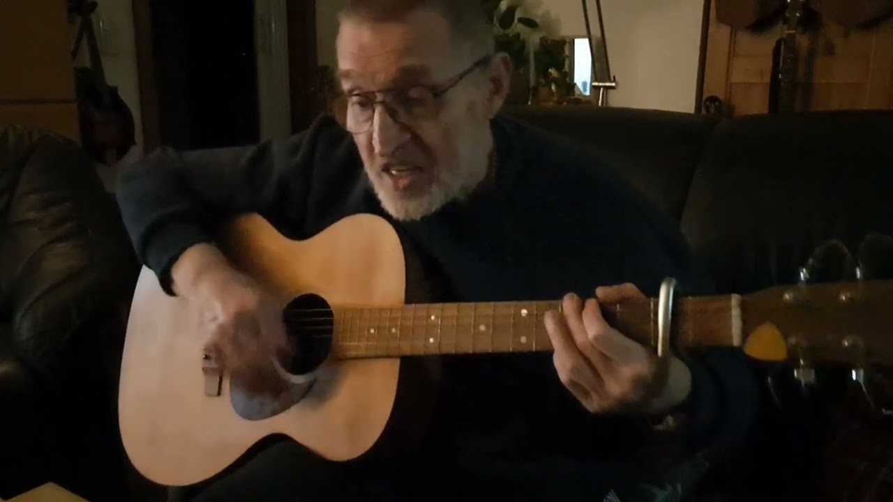 Who'll Sop The Rain CCR 1970 cover #countryrock#acousticguitar                  Thank You💐🌞