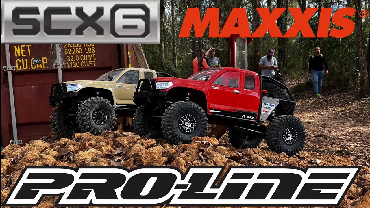 Axial SCX6 Tire ShootOut!!! Proline Swampers VS Maxxis Trepadors