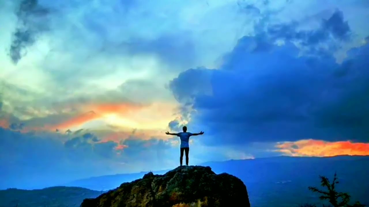 QUEEN - Bohemian Rhapsody (Lovely Remix)🎸🎸🎹🎹