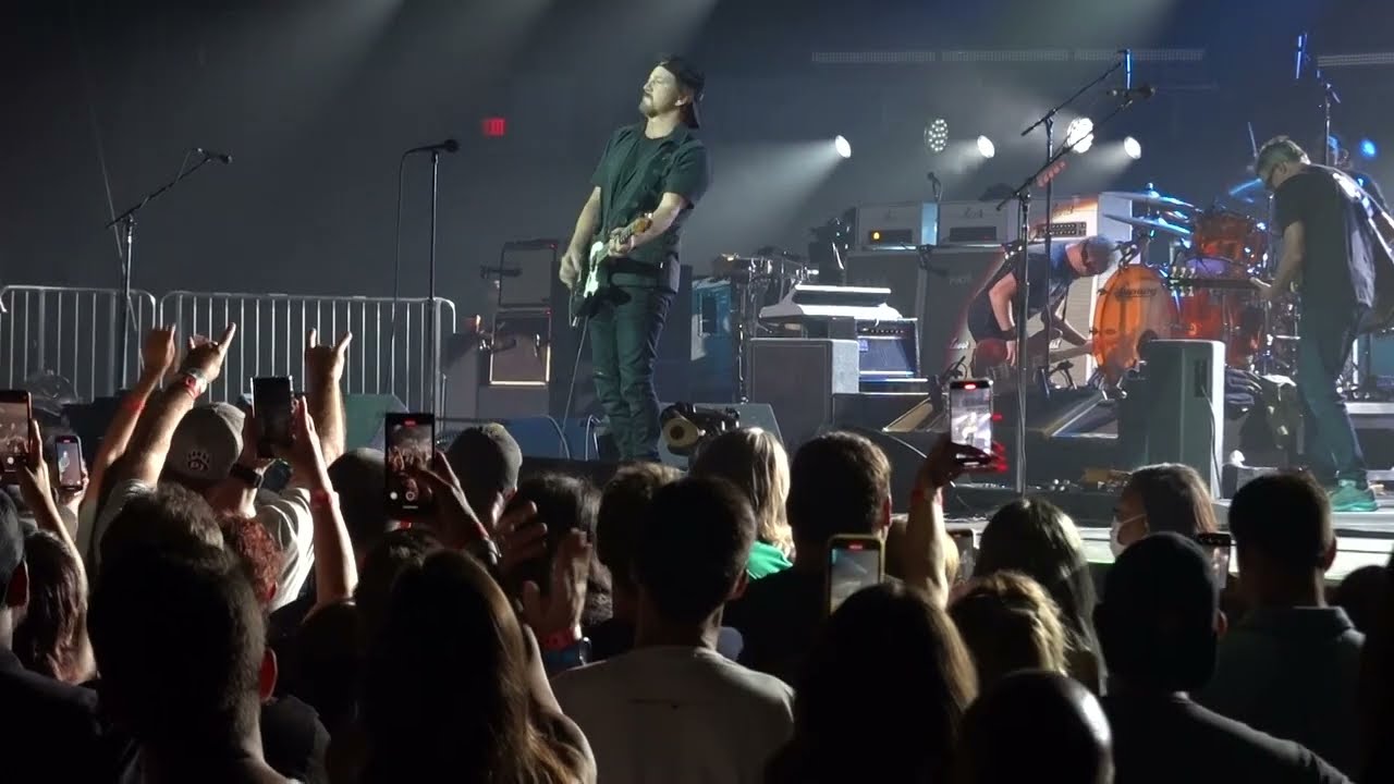 PEARL JAM  : 