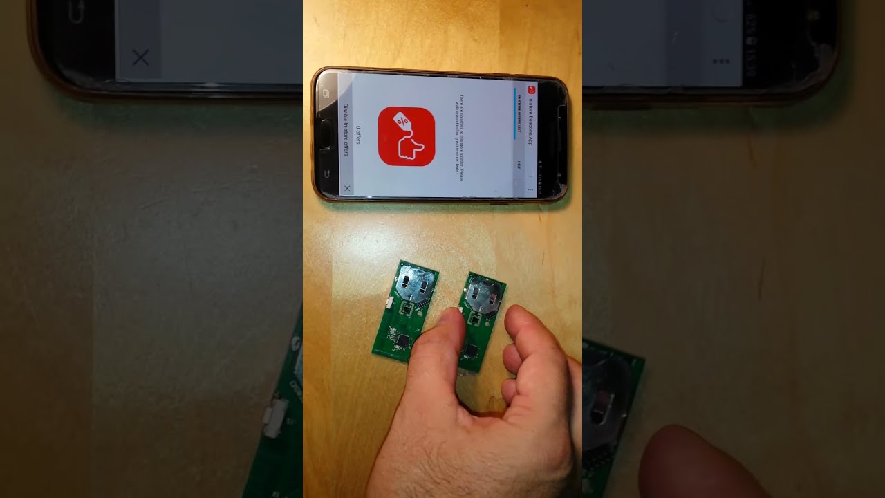 Beacon Proximity Marketing App with BLE devices advertising In-store to the Android App