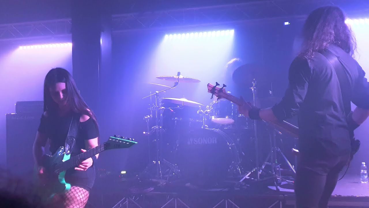 Frozen Crown - In the Dark - live Legend Club (MI) 19/02/22 Italy