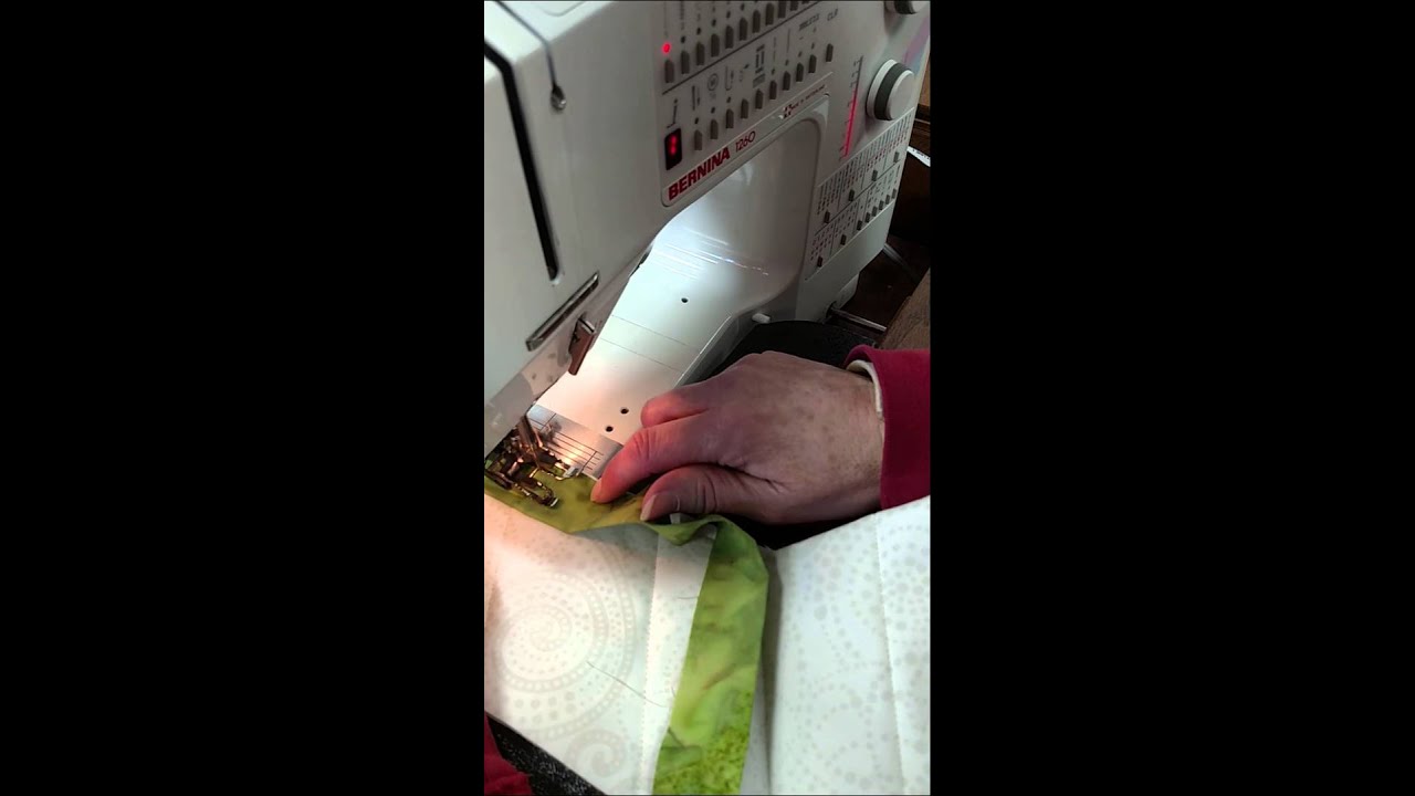 Quilting Tutorial - How to create Inverted Mitered Corners with Judy Niemeyer