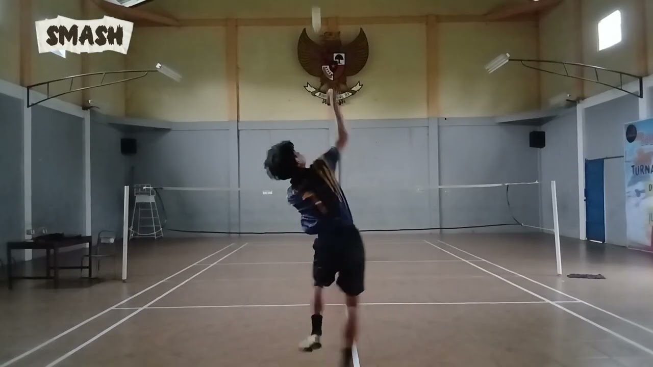 (130_Galang Evantri_PJKR D) Latihan teknik dasar badminton