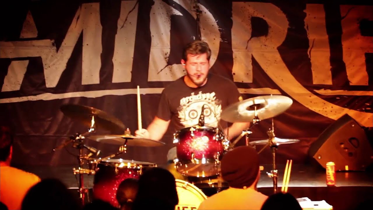 MIDRIFF - Broken Dreams (live)