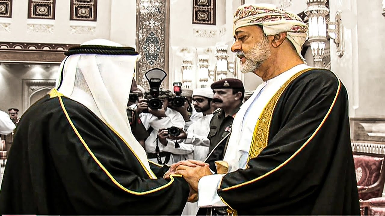 حوار  أخوي جميل بين جلالة السلطان هيثم و الشيخ الدكتور سلطان القاسمي حاكم الشارقة