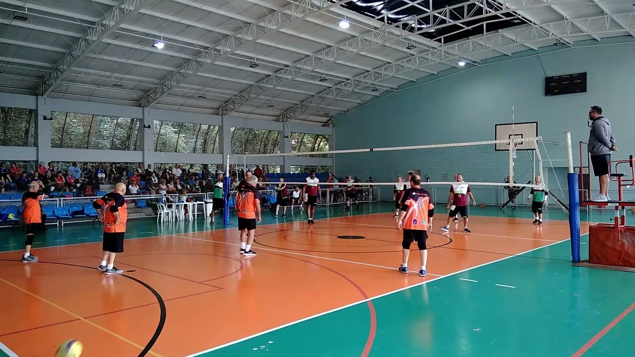 Barueri recebe Guerreiros do Volley em jogos amistosos inéditos de volley adaptado para idosos. M60+