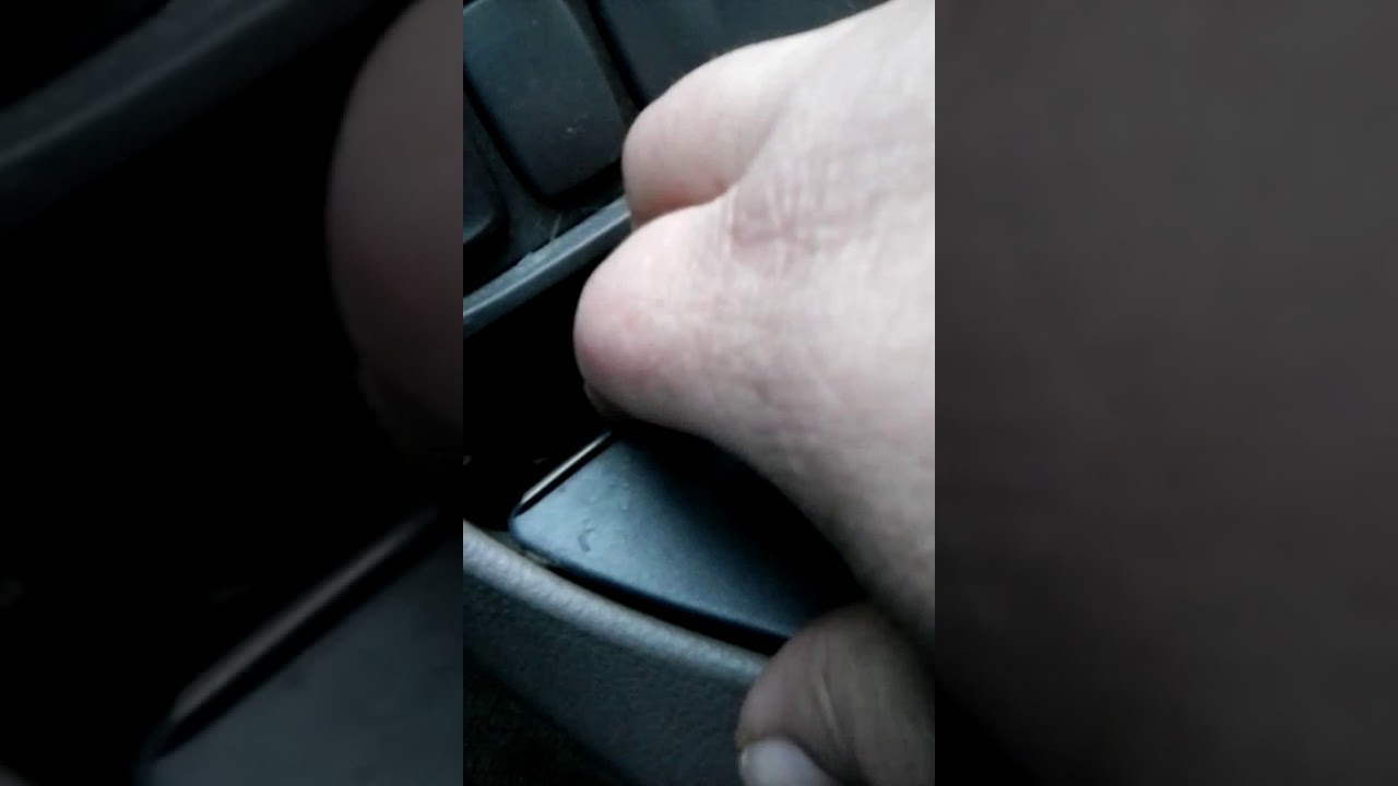 Volvo v70 STUCK IN PARK??  2 minute fix!
