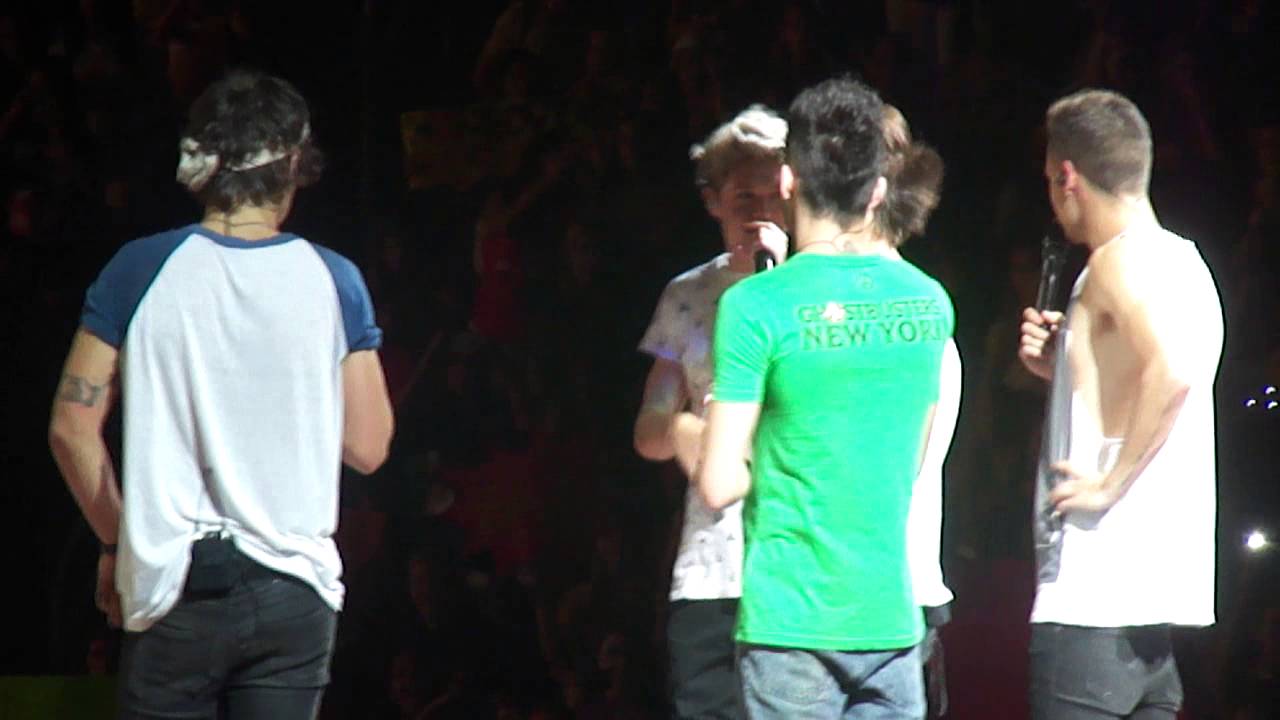 One Direction Twitter Questions Houston 7/21/13