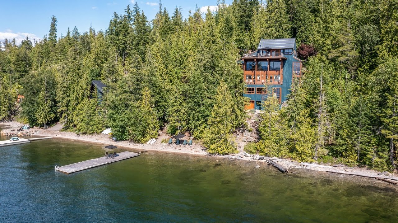 4505 Rea Road, Eagle Bay, Shuswap Lake, BC, Canada V0E 1T0
