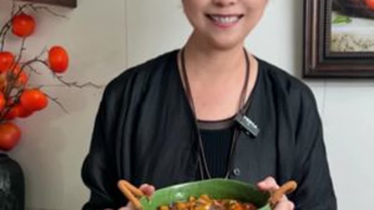 烧茄子像我这样做，软糯入味不油腻，拌米饭绝#美食 #家常菜