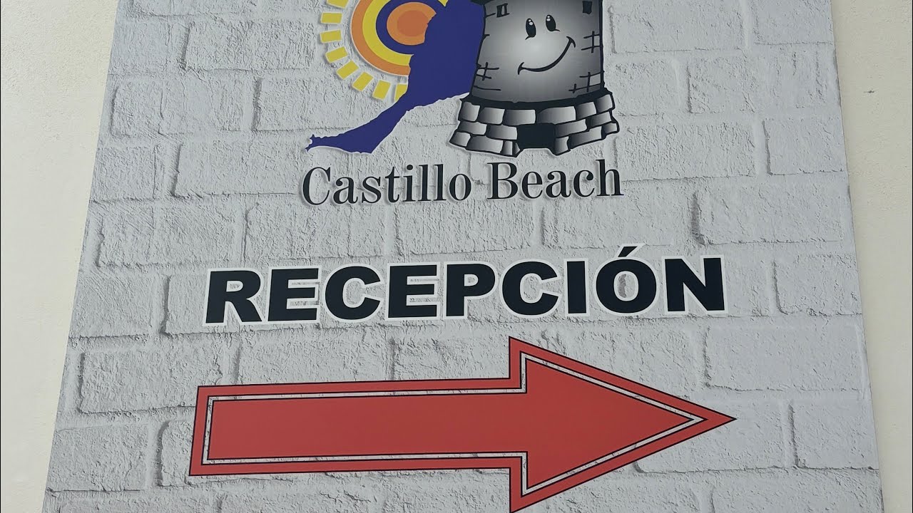Castillo beach bungalow room review