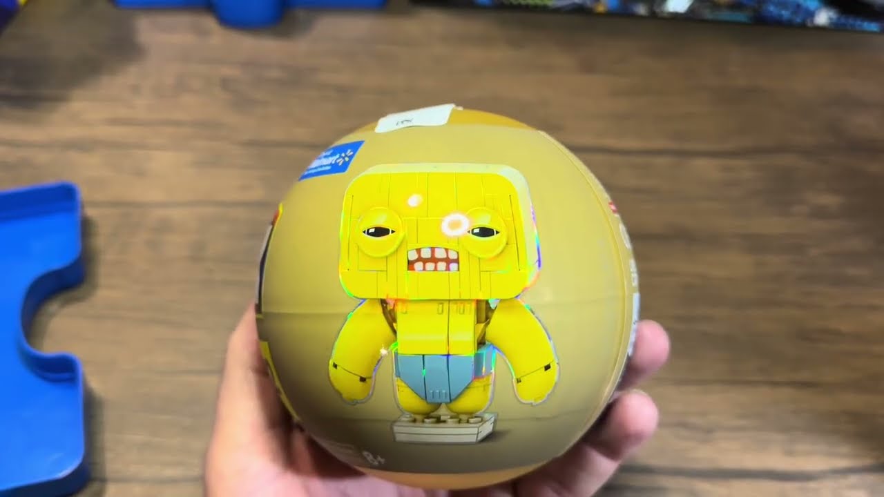 Preston Builds: Zuru Max Fugglers Mr Buttons