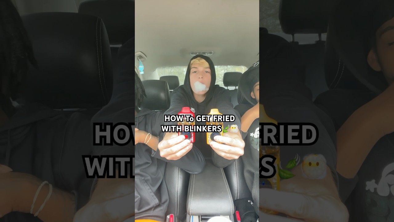 Worlds Longest Blinker 😶&zwj;🌫️ #subscribe #roadto10k #like #shorts #reels #hotbox